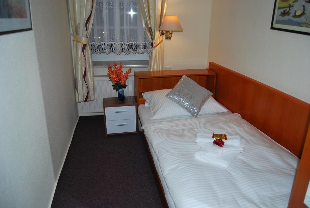 Asia Oase Hotel Арендзее Екстериор снимка